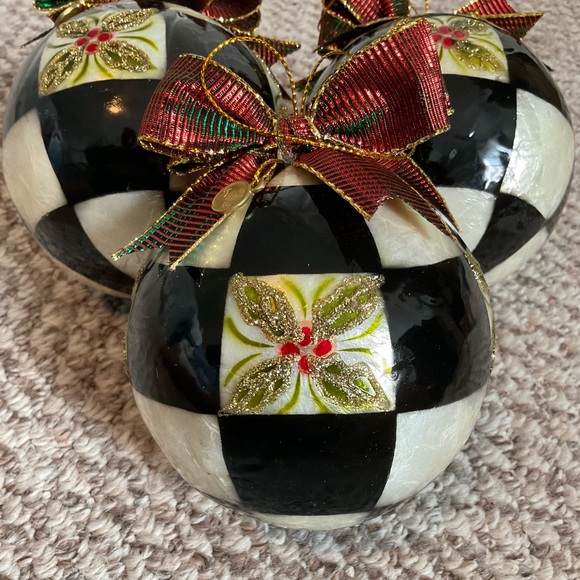 MacKenzie-Childs Other - MacKenzie-Childs Courtly Check Capiz Holiday Ornaments